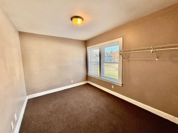 1131 Main, ROCKFORD, Illinois 61103, ,3 - 4 Units,For Sale,Main,202505889