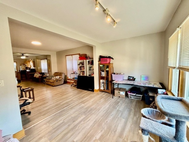 1131 Main, ROCKFORD, Illinois 61103, ,3 - 4 Units,For Sale,Main,202505889