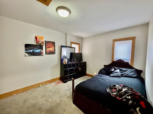 1131 Main, ROCKFORD, Illinois 61103, ,3 - 4 Units,For Sale,Main,202505889