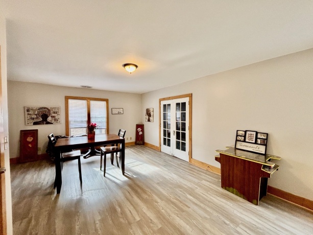 1131 Main, ROCKFORD, Illinois 61103, ,3 - 4 Units,For Sale,Main,202505889