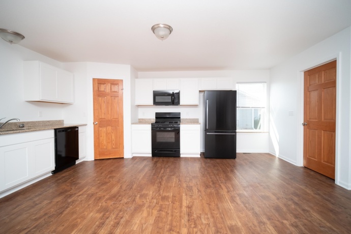 3041 Huntington, BELVIDERE, Illinois 61008, 3 Bedrooms Bedrooms, ,2 BathroomsBathrooms,House,For Sale,Huntington,202505905