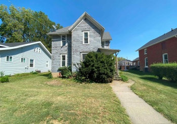 208 11th, STERLING, Illinois 61081, 4 Bedrooms Bedrooms, ,2 BathroomsBathrooms,House,For Sale,11th,202505914