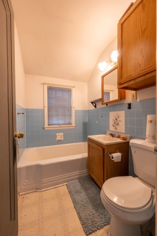 310 Fletcher, MOUNT MORRIS, Illinois 61054, 4 Bedrooms Bedrooms, ,2 BathroomsBathrooms,House,For Sale,Fletcher,202504066