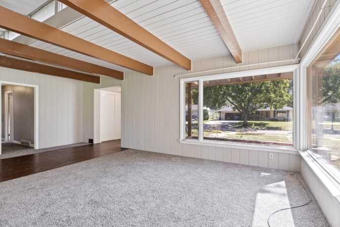 1104 Winthrop, ROCKFORD, Illinois 61107, 3 Bedrooms Bedrooms, ,2 BathroomsBathrooms,House,For Sale,Winthrop,202505294