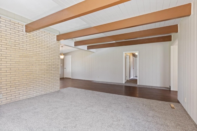 1104 Winthrop, ROCKFORD, Illinois 61107, 3 Bedrooms Bedrooms, ,2 BathroomsBathrooms,House,For Sale,Winthrop,202505294