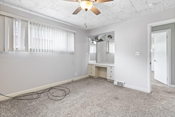 1104 Winthrop, ROCKFORD, Illinois 61107, 3 Bedrooms Bedrooms, ,2 BathroomsBathrooms,House,For Sale,Winthrop,202505294