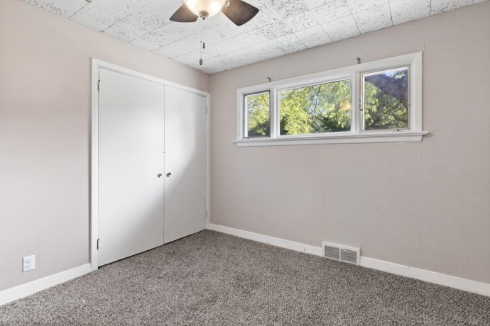 1104 Winthrop, ROCKFORD, Illinois 61107, 3 Bedrooms Bedrooms, ,2 BathroomsBathrooms,House,For Sale,Winthrop,202505294