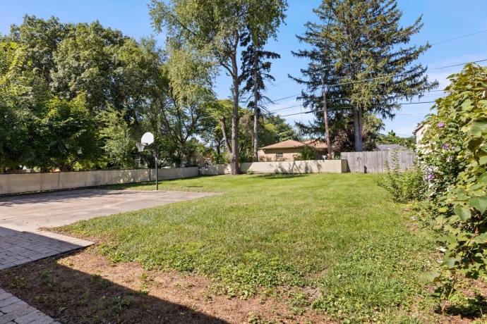 1104 Winthrop, ROCKFORD, Illinois 61107, 3 Bedrooms Bedrooms, ,2 BathroomsBathrooms,House,For Sale,Winthrop,202505294