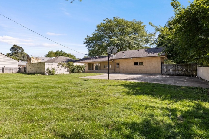 1104 Winthrop, ROCKFORD, Illinois 61107, 3 Bedrooms Bedrooms, ,2 BathroomsBathrooms,House,For Sale,Winthrop,202505294