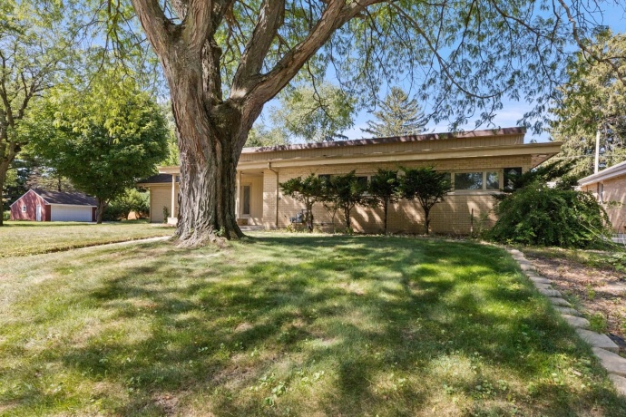 1104 Winthrop, ROCKFORD, Illinois 61107, 3 Bedrooms Bedrooms, ,2 BathroomsBathrooms,House,For Sale,Winthrop,202505294