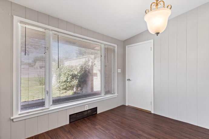 1104 Winthrop, ROCKFORD, Illinois 61107, 3 Bedrooms Bedrooms, ,2 BathroomsBathrooms,House,For Sale,Winthrop,202505294