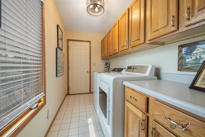 4726 Longhollow, GALENA, Illinois 61036, 4 Bedrooms Bedrooms, ,4 BathroomsBathrooms,House,For Sale,Longhollow,202505942