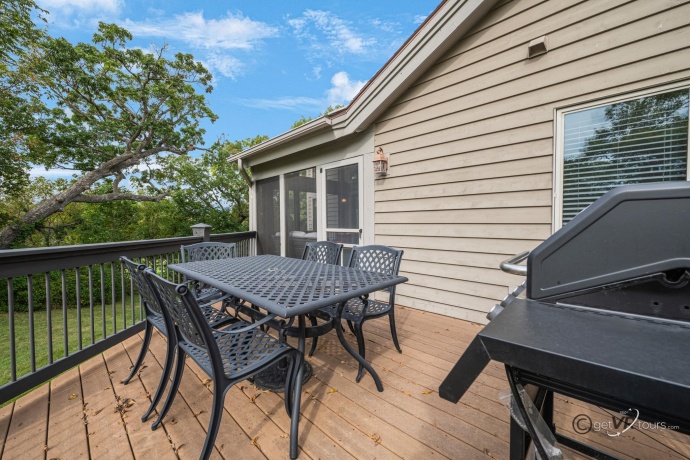 4726 Longhollow, GALENA, Illinois 61036, 4 Bedrooms Bedrooms, ,4 BathroomsBathrooms,House,For Sale,Longhollow,202505942