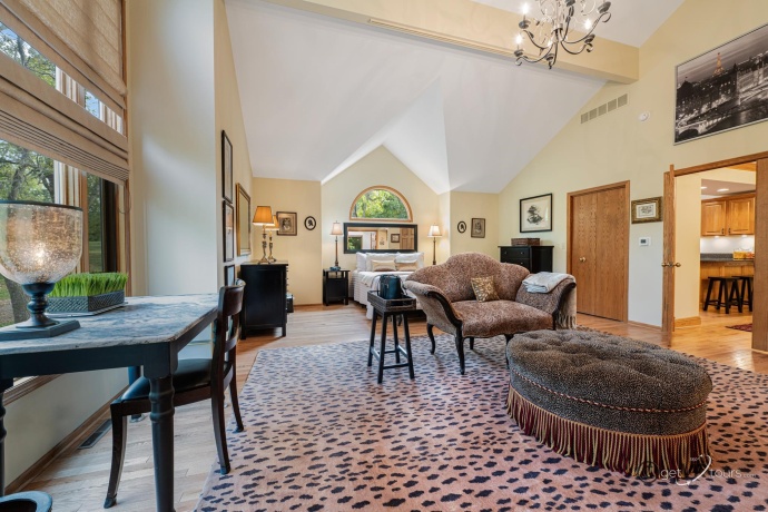 4726 Longhollow, GALENA, Illinois 61036, 4 Bedrooms Bedrooms, ,4 BathroomsBathrooms,House,For Sale,Longhollow,202505942