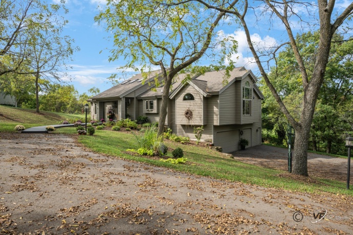 4726 Longhollow, GALENA, Illinois 61036, 4 Bedrooms Bedrooms, ,4 BathroomsBathrooms,House,For Sale,Longhollow,202505942