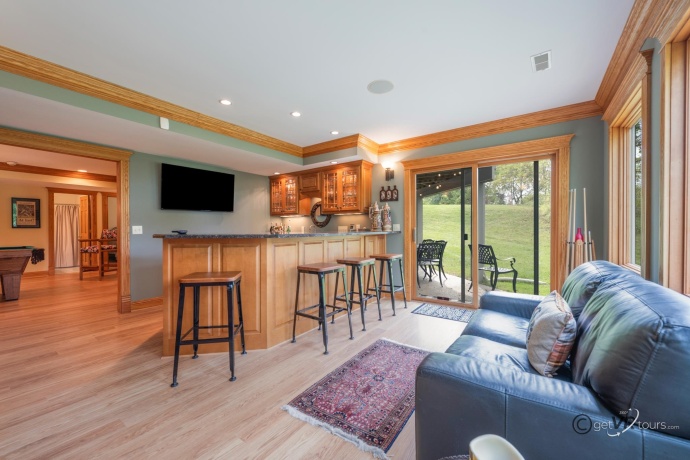 4726 Longhollow, GALENA, Illinois 61036, 4 Bedrooms Bedrooms, ,4 BathroomsBathrooms,House,For Sale,Longhollow,202505942