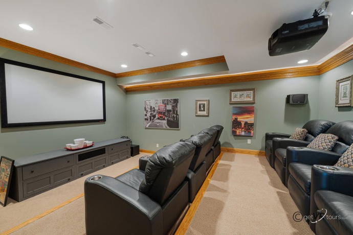 4726 Longhollow, GALENA, Illinois 61036, 4 Bedrooms Bedrooms, ,4 BathroomsBathrooms,House,For Sale,Longhollow,202505942