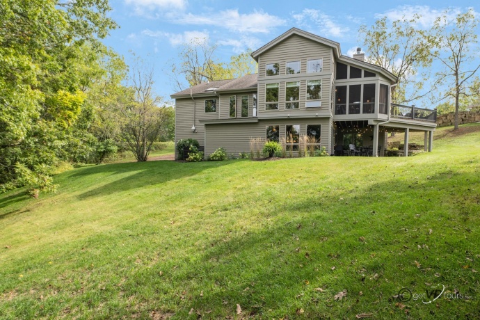 4726 Longhollow, GALENA, Illinois 61036, 4 Bedrooms Bedrooms, ,4 BathroomsBathrooms,House,For Sale,Longhollow,202505942