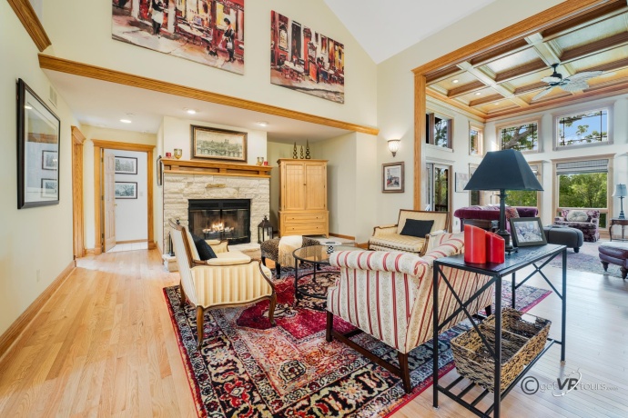 4726 Longhollow, GALENA, Illinois 61036, 4 Bedrooms Bedrooms, ,4 BathroomsBathrooms,House,For Sale,Longhollow,202505942