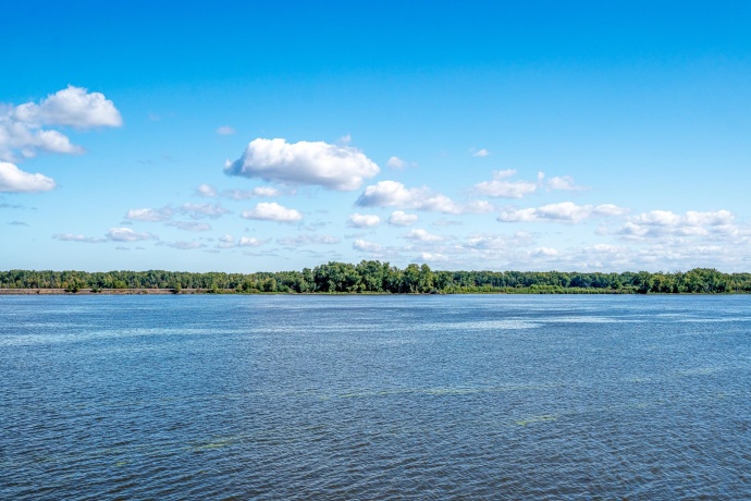 704 River, SABULA, Iowa 52070, 4 Bedrooms Bedrooms, ,3 BathroomsBathrooms,House,For Sale,River,202505950