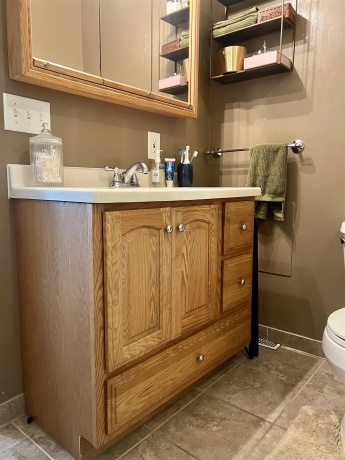 719 Greenfield, FREEPORT, Illinois 61032, 3 Bedrooms Bedrooms, ,3 BathroomsBathrooms,House,For Sale,Greenfield,202505970