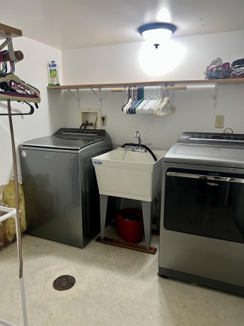 719 Greenfield, FREEPORT, Illinois 61032, 3 Bedrooms Bedrooms, ,3 BathroomsBathrooms,House,For Sale,Greenfield,202505970