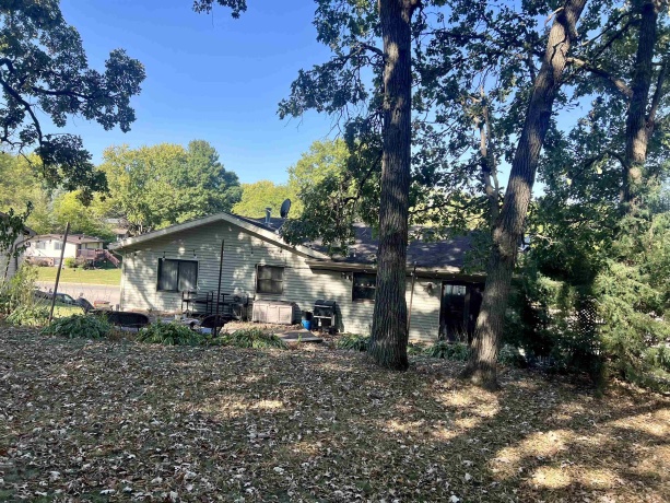 719 Greenfield, FREEPORT, Illinois 61032, 3 Bedrooms Bedrooms, ,3 BathroomsBathrooms,House,For Sale,Greenfield,202505970