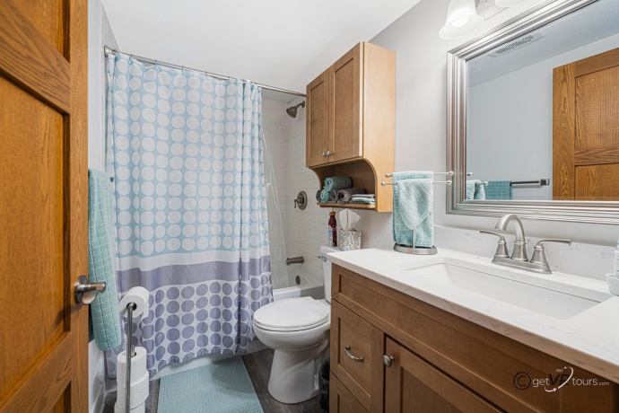 1 Belden School, GALENA, Illinois 61036, 3 Bedrooms Bedrooms, ,2 BathroomsBathrooms,House,For Sale,Belden School,202505977