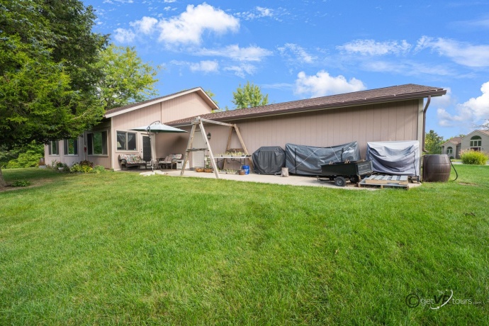 1 Belden School, GALENA, Illinois 61036, 3 Bedrooms Bedrooms, ,2 BathroomsBathrooms,House,For Sale,Belden School,202505977