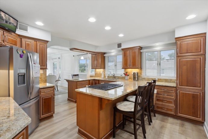 8239 Beach, ROCKFORD, Illinois 61103, 3 Bedrooms Bedrooms, ,2 BathroomsBathrooms,House,For Sale,Beach,202505980