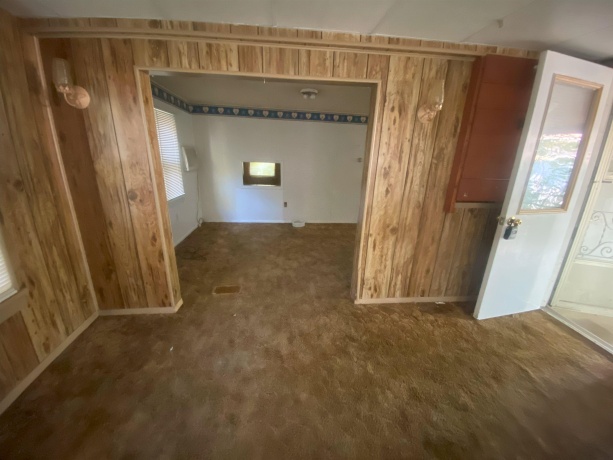 212 6th, DIXON, Illinois 61021, 1 Bedroom Bedrooms, ,1 BathroomBathrooms,House,For Sale,6th,202505982