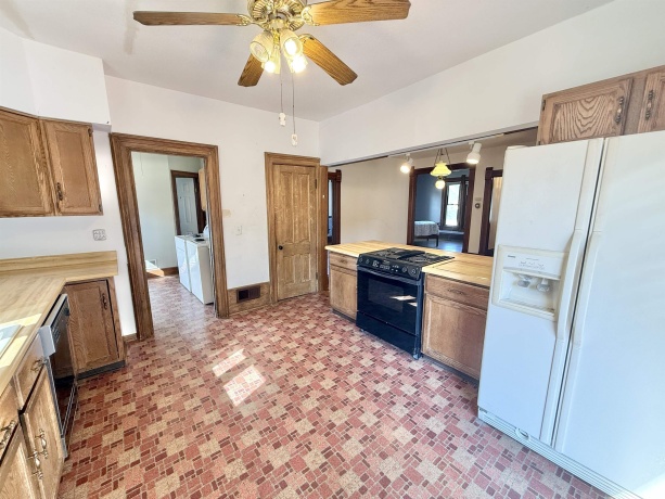 126 Roosevelt, STILLMAN VALLEY, Illinois 61084, 3 Bedrooms Bedrooms, ,2 BathroomsBathrooms,House,For Sale,Roosevelt,202505987