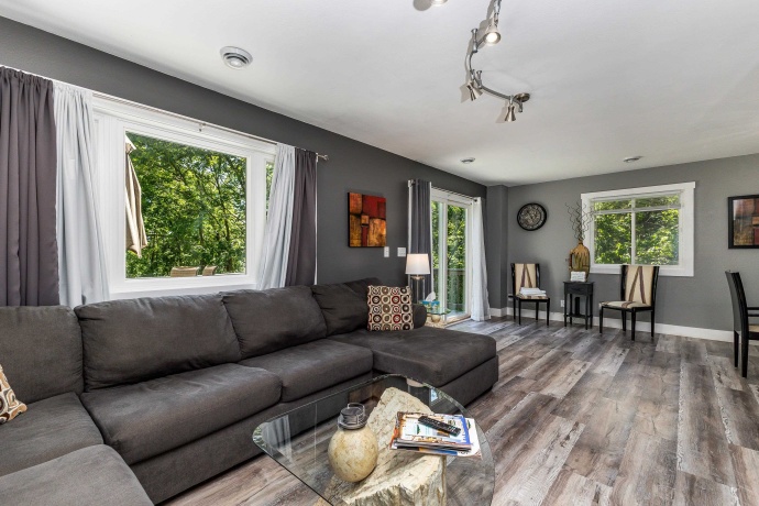 3 Briarwood, GALENA, Illinois 61036, 2 Bedrooms Bedrooms, ,1 BathroomBathrooms,House,For Sale,Briarwood,202505995