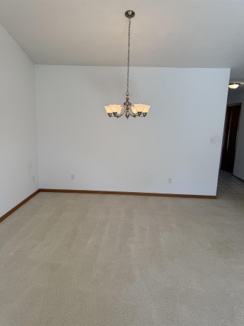 3127 Sandy Pointe, FREEPORT, Illinois 61032, 2 Bedrooms Bedrooms, ,2 BathroomsBathrooms,Condominium,For Sale,Sandy Pointe,202505996