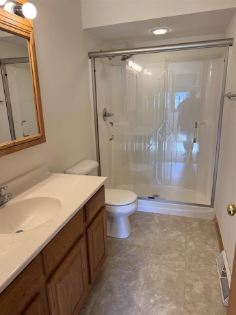 3127 Sandy Pointe, FREEPORT, Illinois 61032, 2 Bedrooms Bedrooms, ,2 BathroomsBathrooms,Condominium,For Sale,Sandy Pointe,202505996