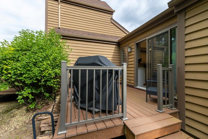 11 Farmstead, GALENA, Illinois 61036, 1 Bedroom Bedrooms, ,1 BathroomBathrooms,Condominium,For Sale,Farmstead,202506001