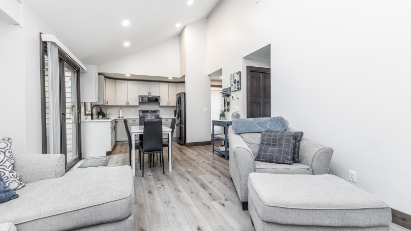 11 Farmstead, GALENA, Illinois 61036, 1 Bedroom Bedrooms, ,1 BathroomBathrooms,Condominium,For Sale,Farmstead,202506001