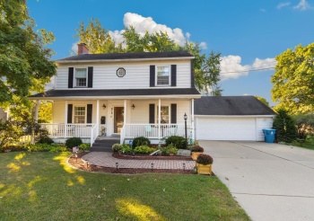 914 Chamberlin, DIXON, Illinois 61021, 4 Bedrooms Bedrooms, ,2 BathroomsBathrooms,House,For Sale,Chamberlin,202506004