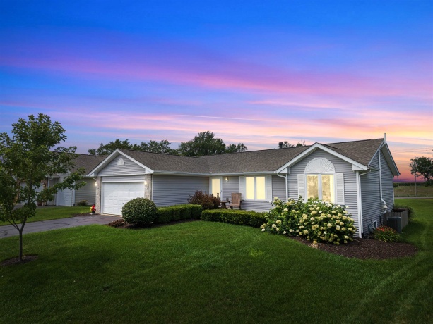 3810 Foxglove, WINNEBAGO, Illinois 61088, 3 Bedrooms Bedrooms, ,2 BathroomsBathrooms,House,For Sale,Foxglove,202504232