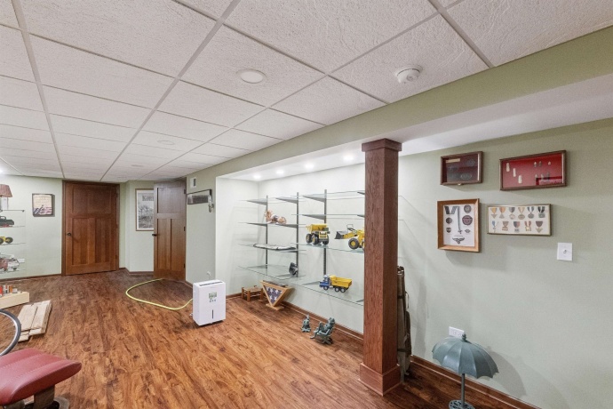 3810 Foxglove, WINNEBAGO, Illinois 61088, 3 Bedrooms Bedrooms, ,2 BathroomsBathrooms,House,For Sale,Foxglove,202504232