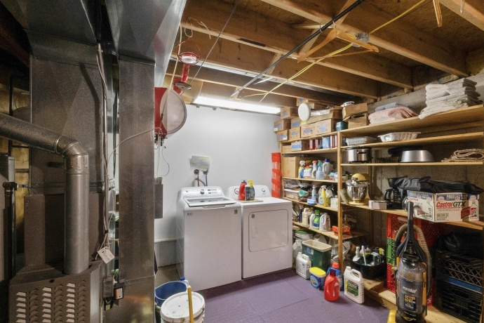 3810 Foxglove, WINNEBAGO, Illinois 61088, 3 Bedrooms Bedrooms, ,2 BathroomsBathrooms,House,For Sale,Foxglove,202504232