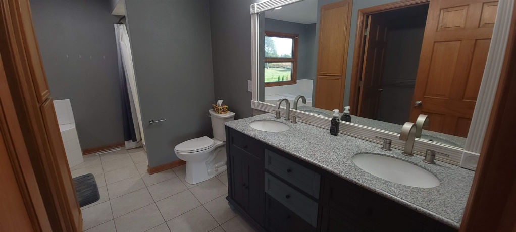 3346 Prairie, BELVIDERE, Illinois 61008, 4 Bedrooms Bedrooms, ,3 BathroomsBathrooms,House,For Sale,Prairie,202506034