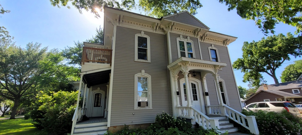 400 4, OREGON, Illinois 61061, ,5+ Units,For Sale,4,202506045