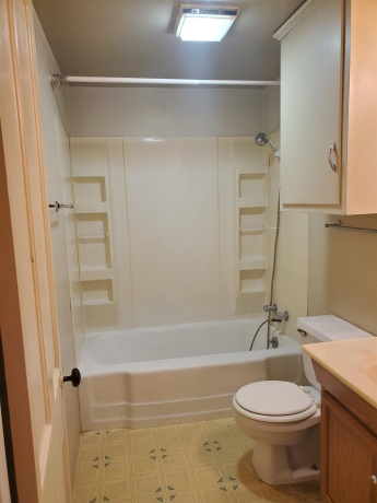 400 4, OREGON, Illinois 61061, ,5+ Units,For Sale,4,202506045