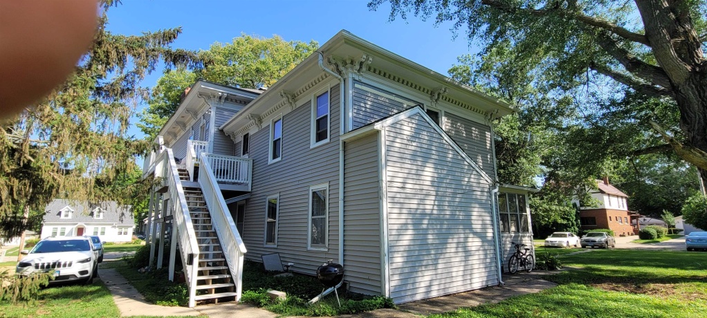 400 4, OREGON, Illinois 61061, ,5+ Units,For Sale,4,202506045