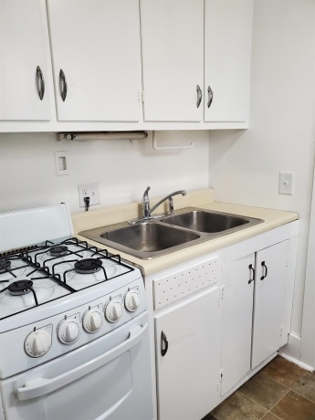 400 4, OREGON, Illinois 61061, ,5+ Units,For Sale,4,202506045