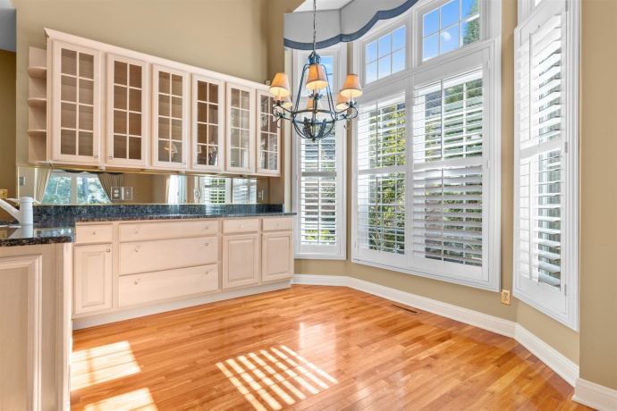 2846 COTSWOLD, ROCKFORD, Illinois 61114, 3 Bedrooms Bedrooms, ,4 BathroomsBathrooms,House,For Sale,COTSWOLD,202506049