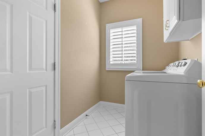 2846 COTSWOLD, ROCKFORD, Illinois 61114, 3 Bedrooms Bedrooms, ,4 BathroomsBathrooms,House,For Sale,COTSWOLD,202506049