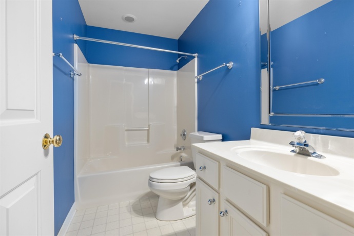 2846 COTSWOLD, ROCKFORD, Illinois 61114, 3 Bedrooms Bedrooms, ,4 BathroomsBathrooms,House,For Sale,COTSWOLD,202506049