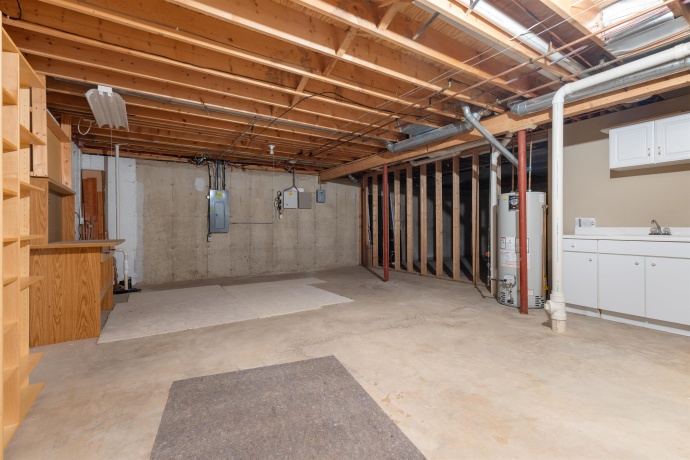 2846 COTSWOLD, ROCKFORD, Illinois 61114, 3 Bedrooms Bedrooms, ,4 BathroomsBathrooms,House,For Sale,COTSWOLD,202506049